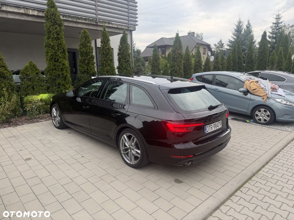 Audi A4 Avant 2.0 TDI - 9