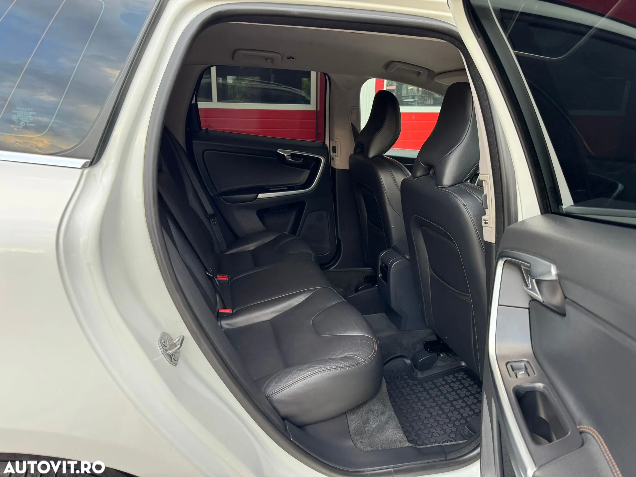 Volvo XC 60 D4 VEA Start-Stop Ocean Race - 7