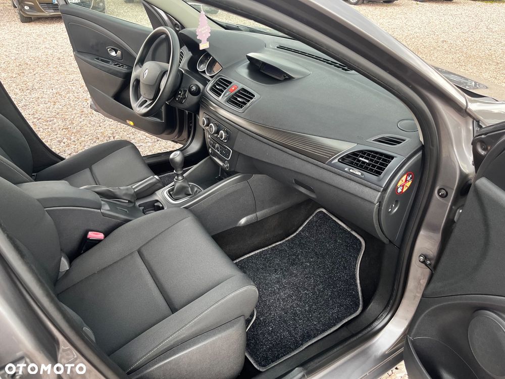 Renault Megane 1.6 16V 110 Expression - 29