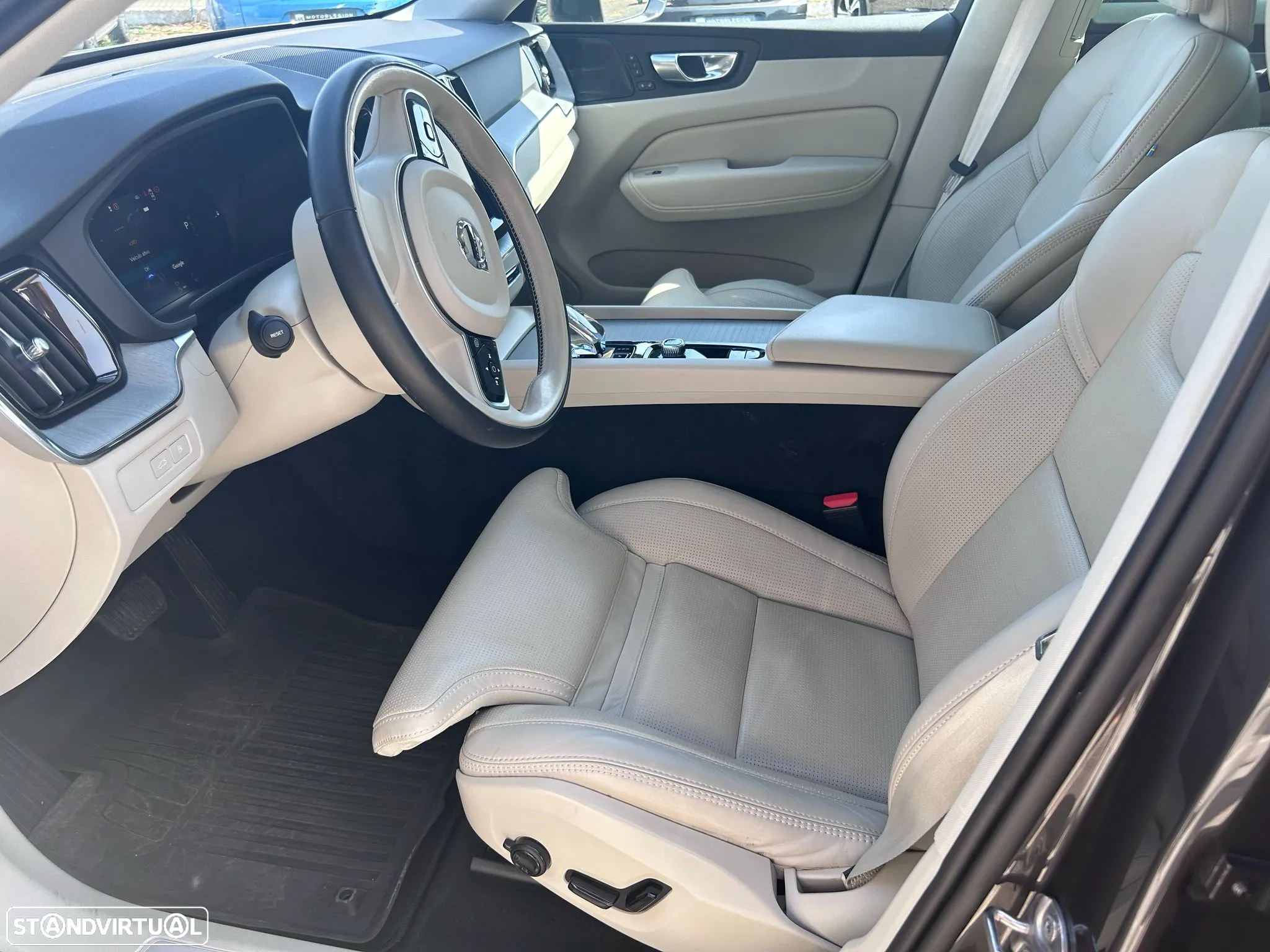 Volvo XC 60 2.0 T6 PHEV Ultimate Bright AWD - 20