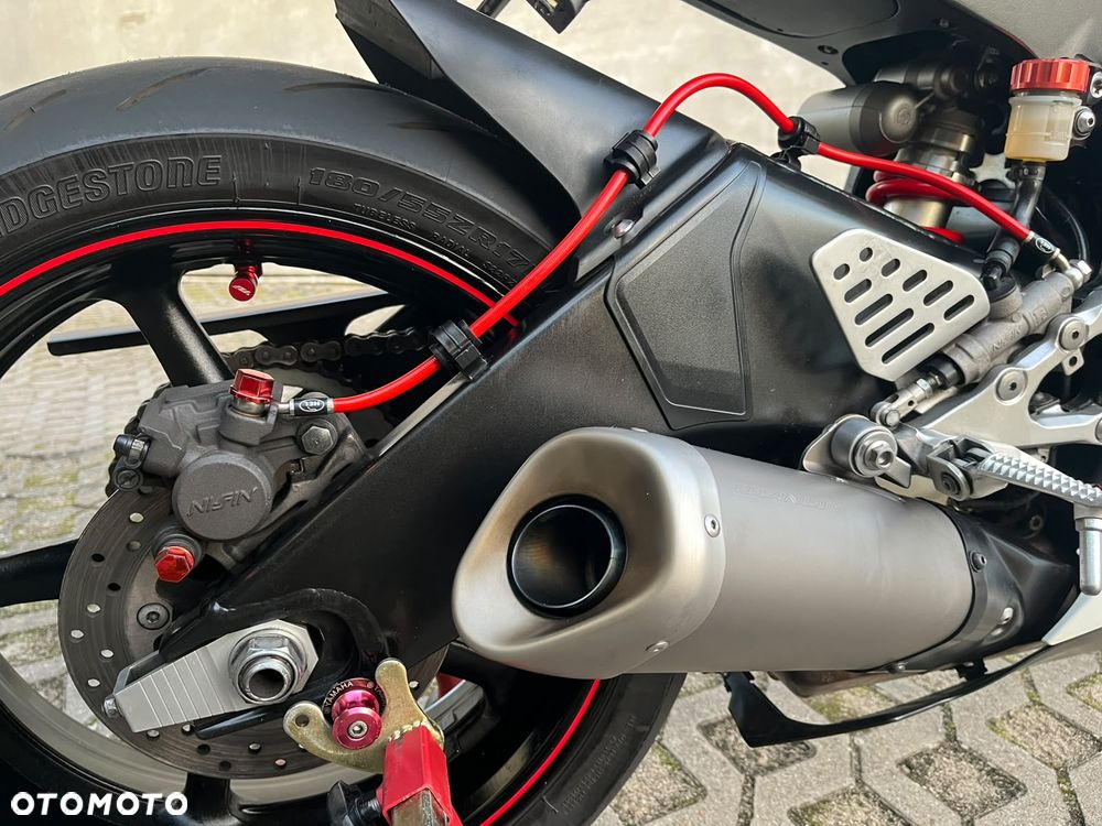 Yamaha R6 - 20