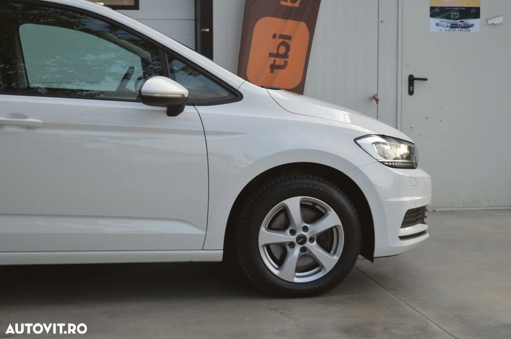 Volkswagen Touran 2.0 TDI SCR Highline - 13