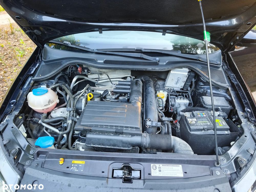 Volkswagen Polo 1.2 TSI Blue Motion Technology Allstar - 16