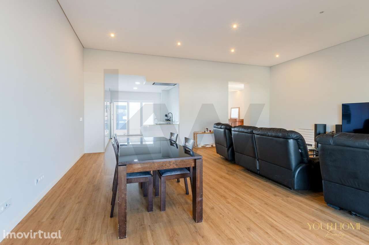 Estoril | Moradia T4 exclusiva , piscina  e com possibilidade de const - Grande imagem: 3/45