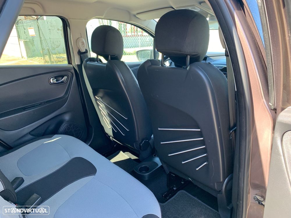 Renault Captur 1.5 dCi Exclusive - 21