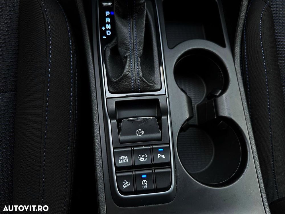 Hyundai Tucson blue 1.7 CRDi 2WD DCT Style - 24