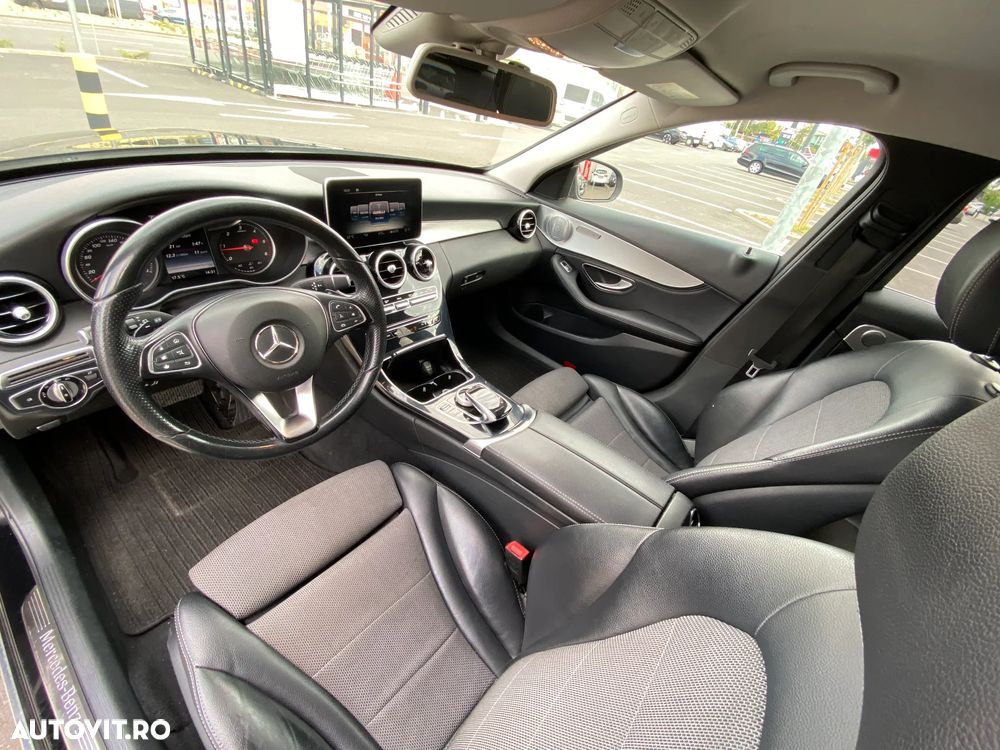 Mercedes-Benz C - 14