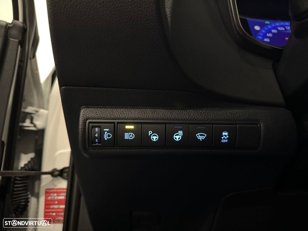 Toyota Corolla 1.8 Hybrid Exclusive - 10