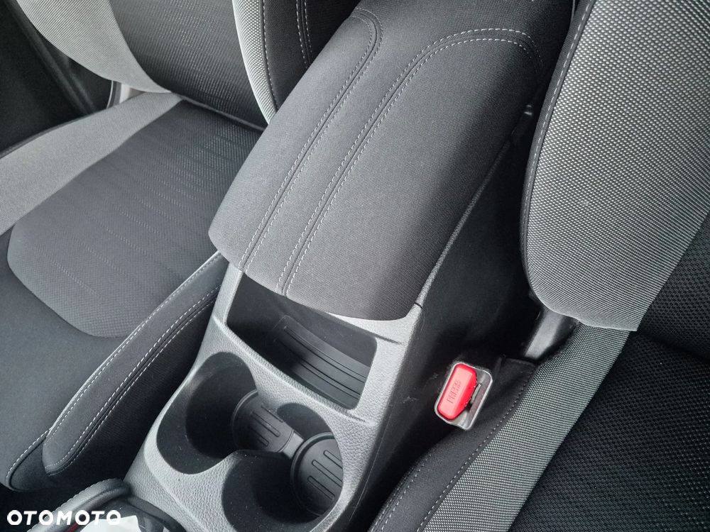 Nissan Qashqai - 12