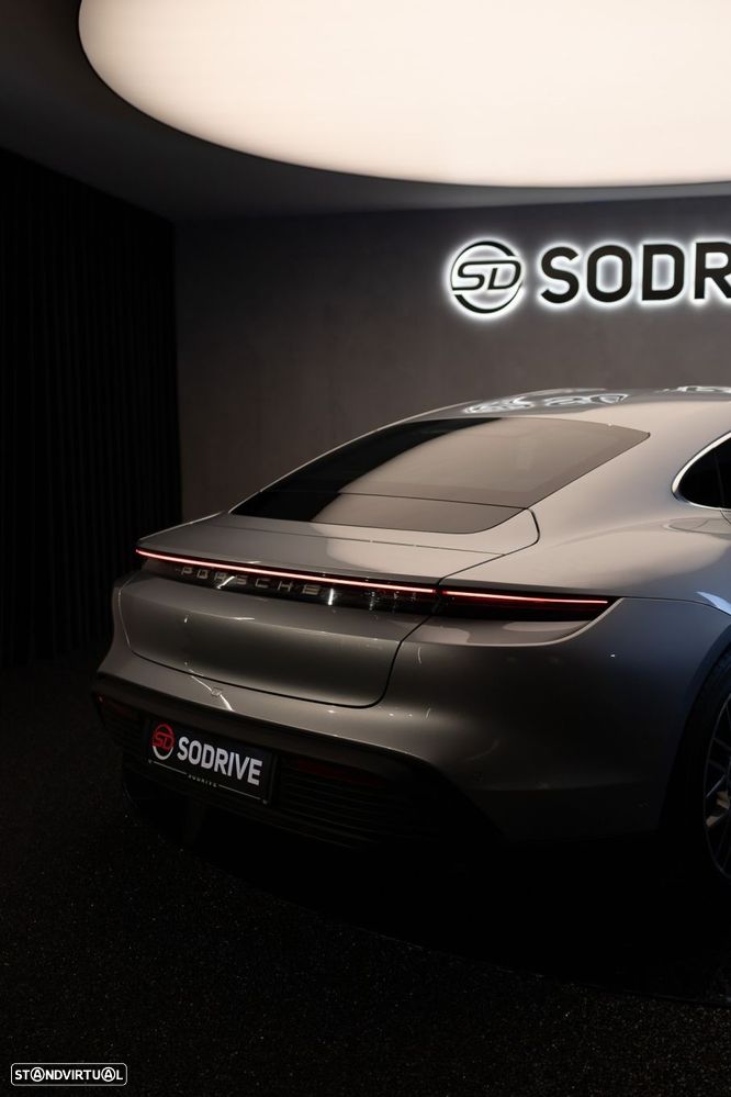 Porsche Taycan 4S Bateria Performance Plus - 46