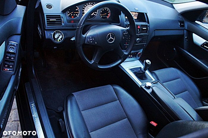 Mercedes-Benz Klasa C 180 Kompressor - 4