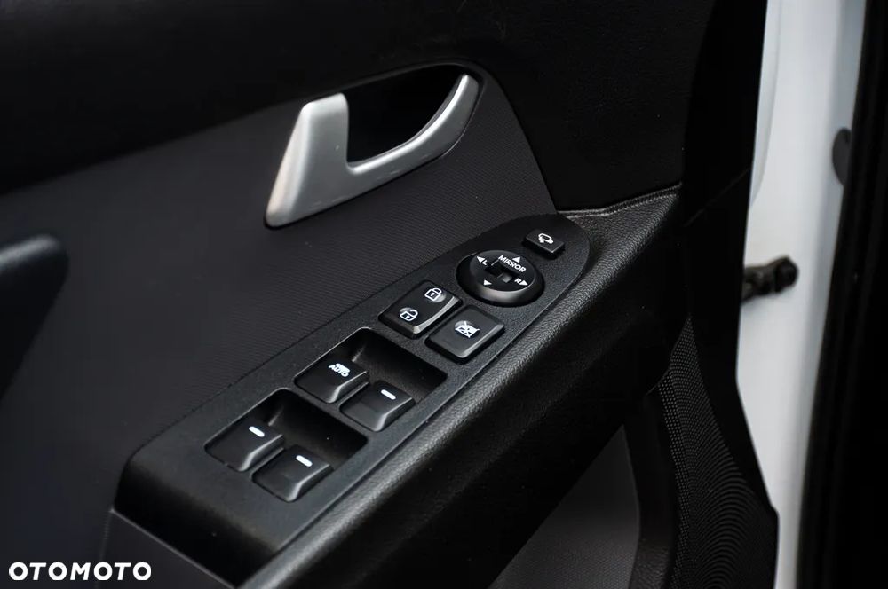 Kia Sportage - 14