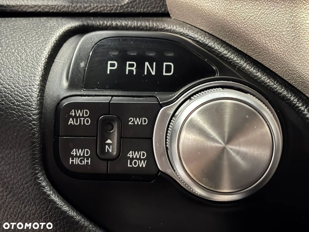 Dodge RAM 5.7 4x4 - 28