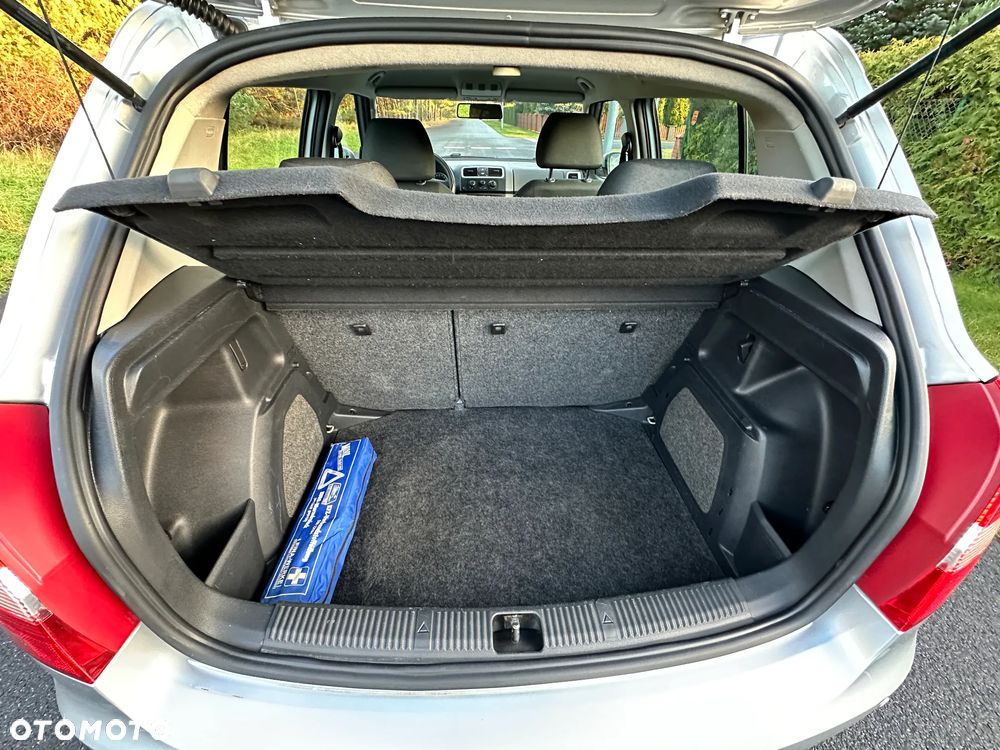 Skoda Fabia 1.2 HTP Ambiente - 22