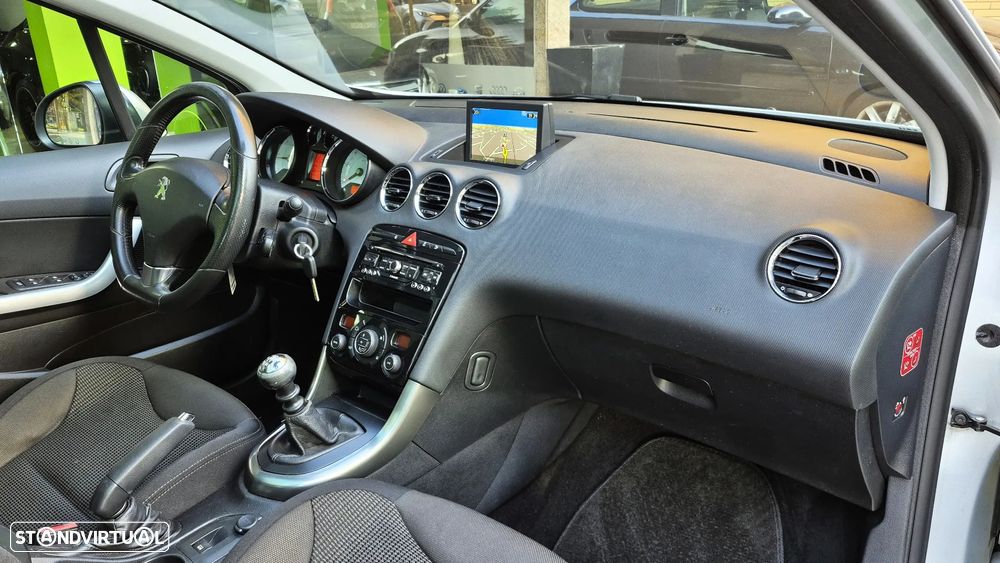 Peugeot 308 SW 1.6 e-HDi Sportium CVM6 - 9