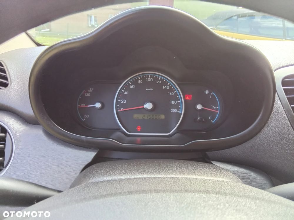 Hyundai i10 1.1 Classic - 10