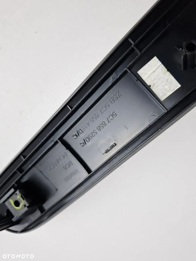 Listwy Dekory Ozdobne Deski Konsoli VW Jetta A6 5C7858529D 5C7858417A - 5