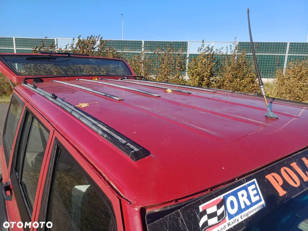 Jeep Cherokee 4.0 - 31