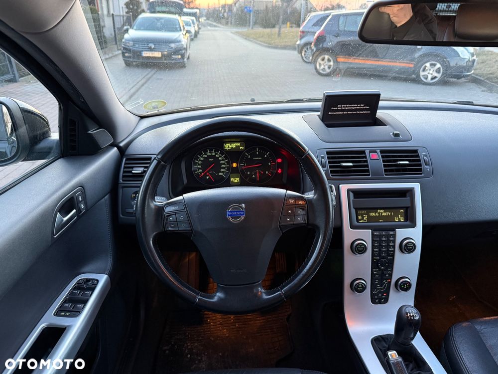 Volvo V50 DPF D3 Momentum - 24
