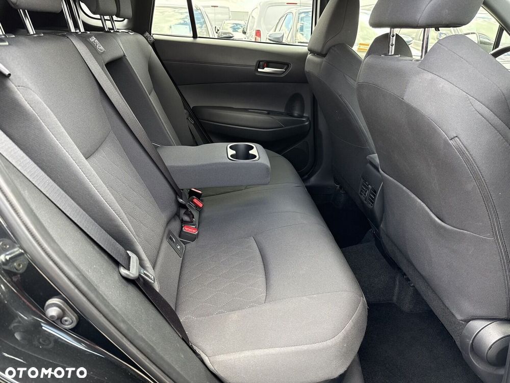 Toyota Corolla Cross - 8