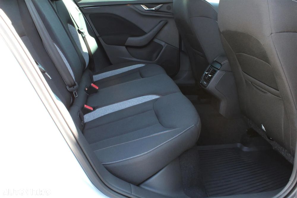 Skoda Kamiq 1.0 TSI DSG Selection - 13