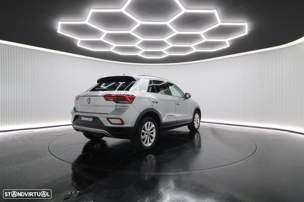 VW T-Roc 1.0 TSI Urban - 8