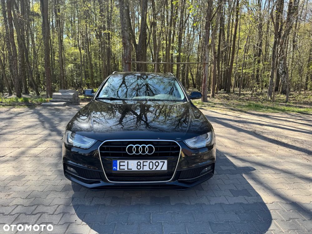 Audi A4 Avant 2.0 TDI Quattro S tronic - 37