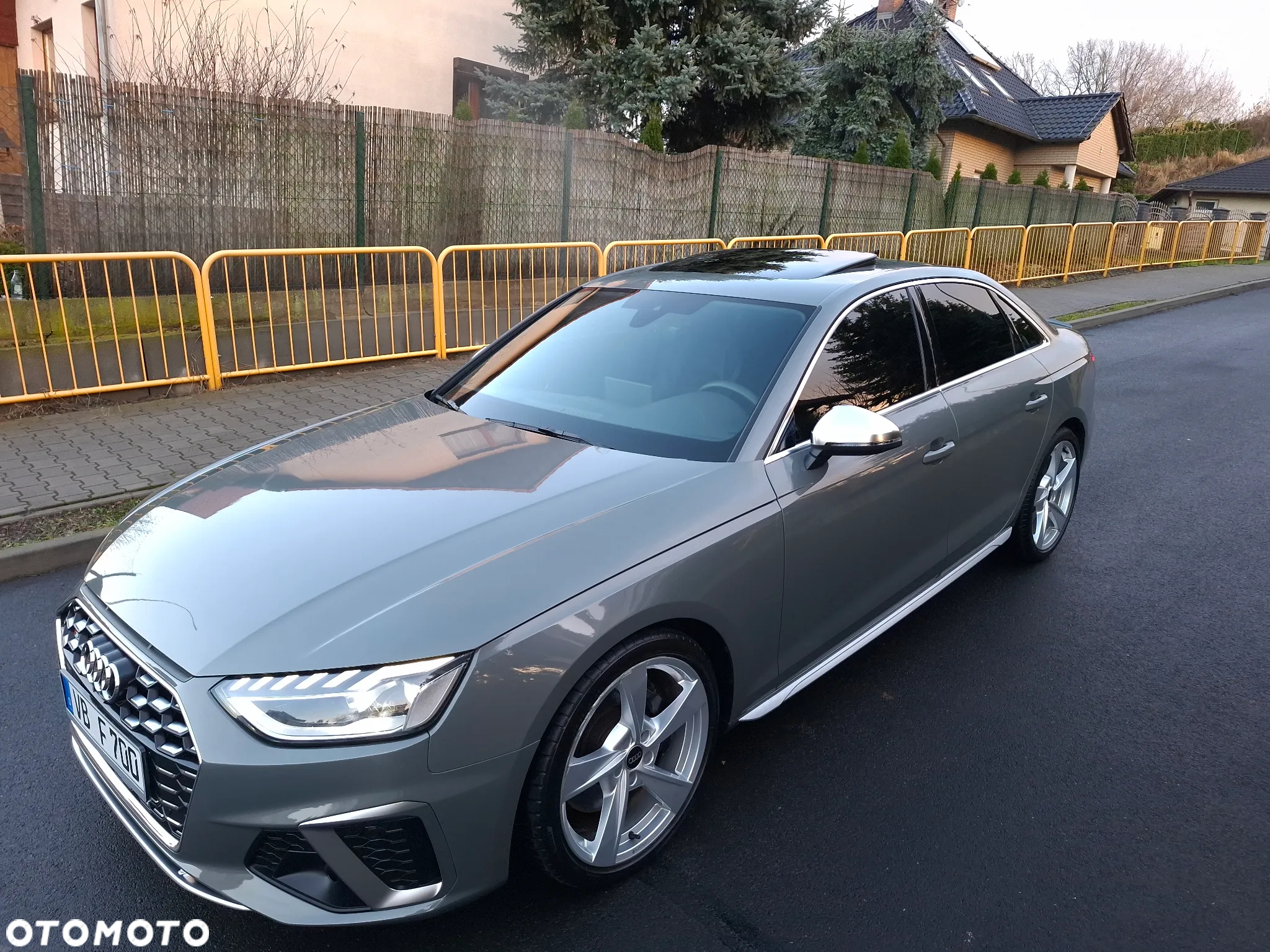 Audi S4 - 32
