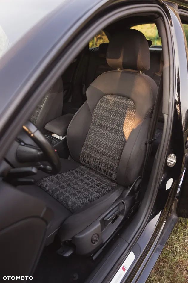 Audi A4 Avant - 9