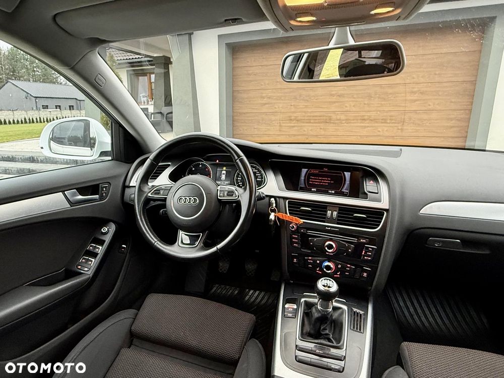Audi A4 Allroad 2.0 TDI Quattro - 16