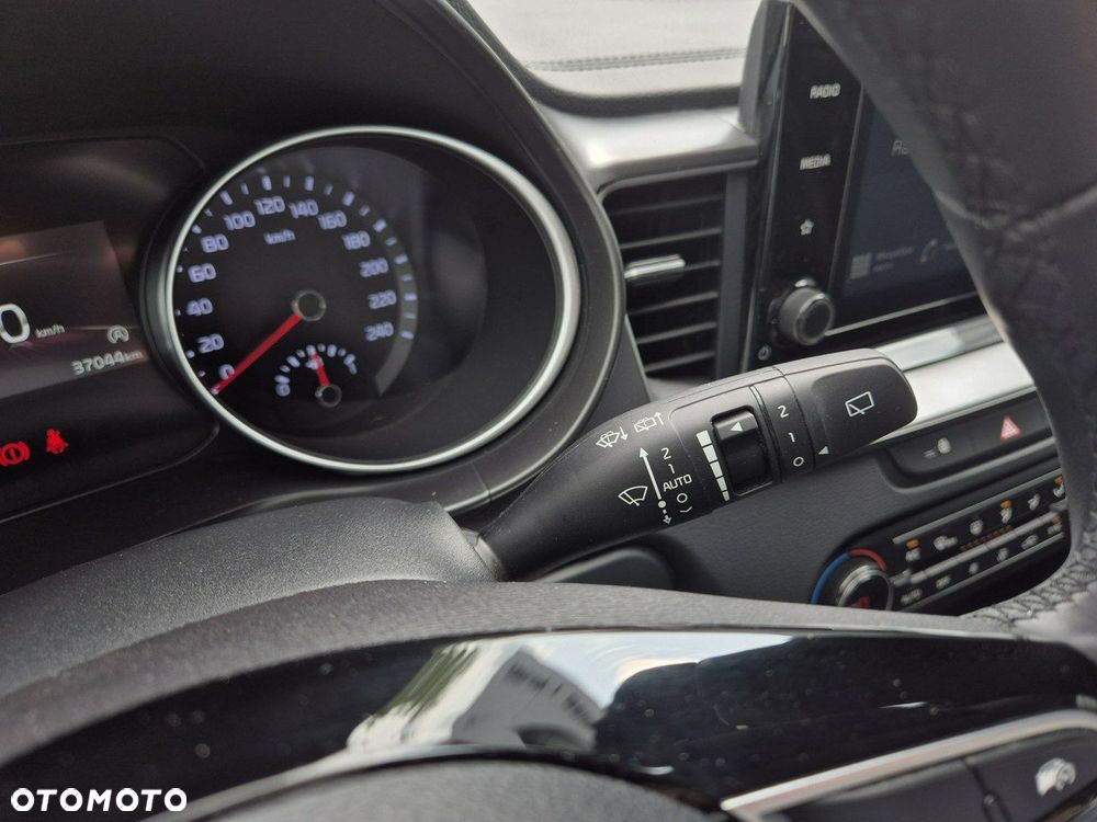 Kia XCeed - 23