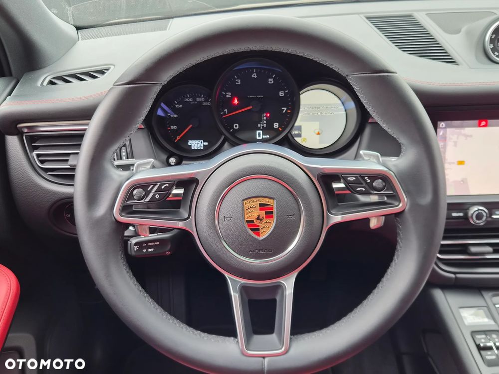 Porsche Macan Standard - 23