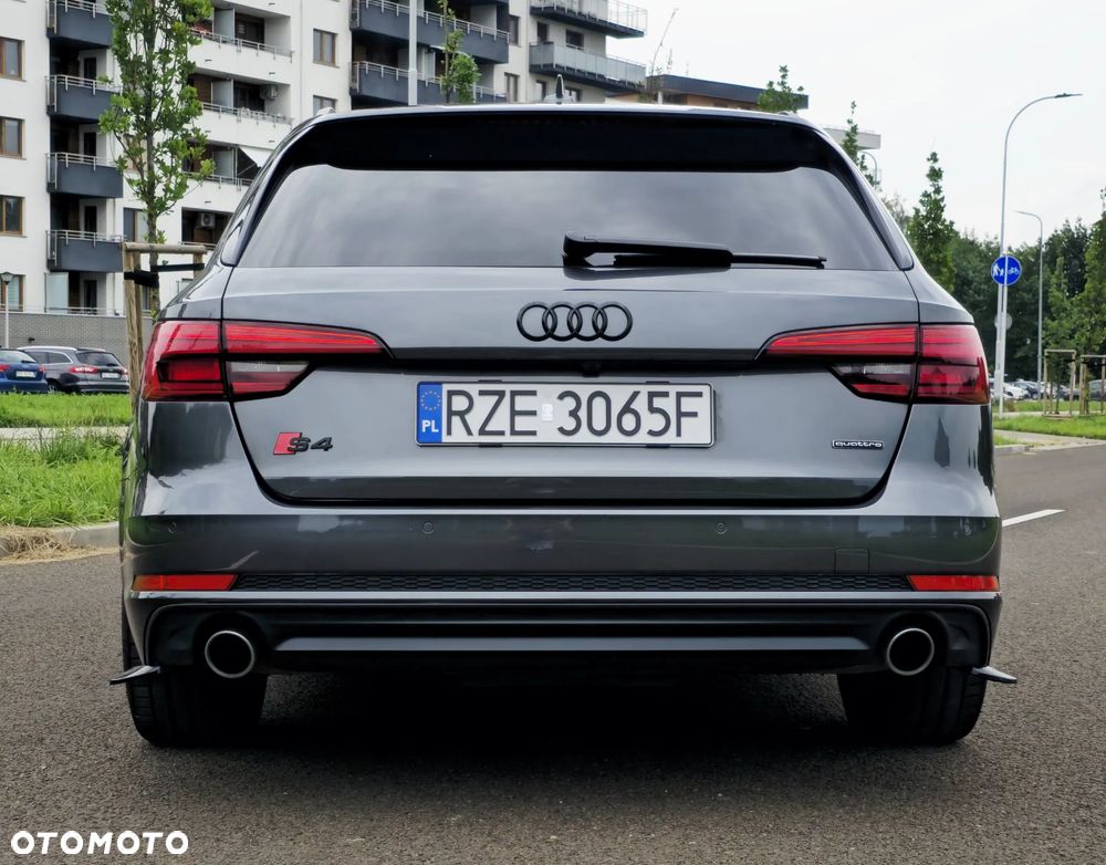 Audi A4 - 22