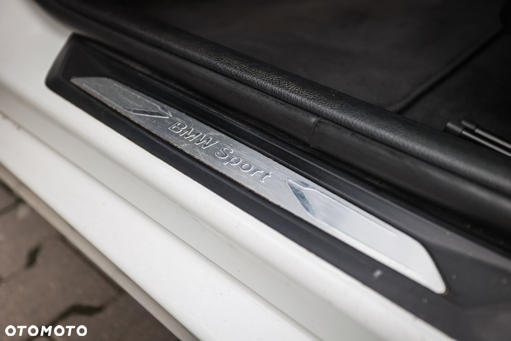 BMW Seria 3 320d xDrive Sport Line - 19