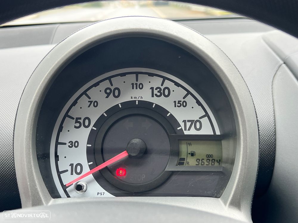 Peugeot 107 1.0 Active - 19