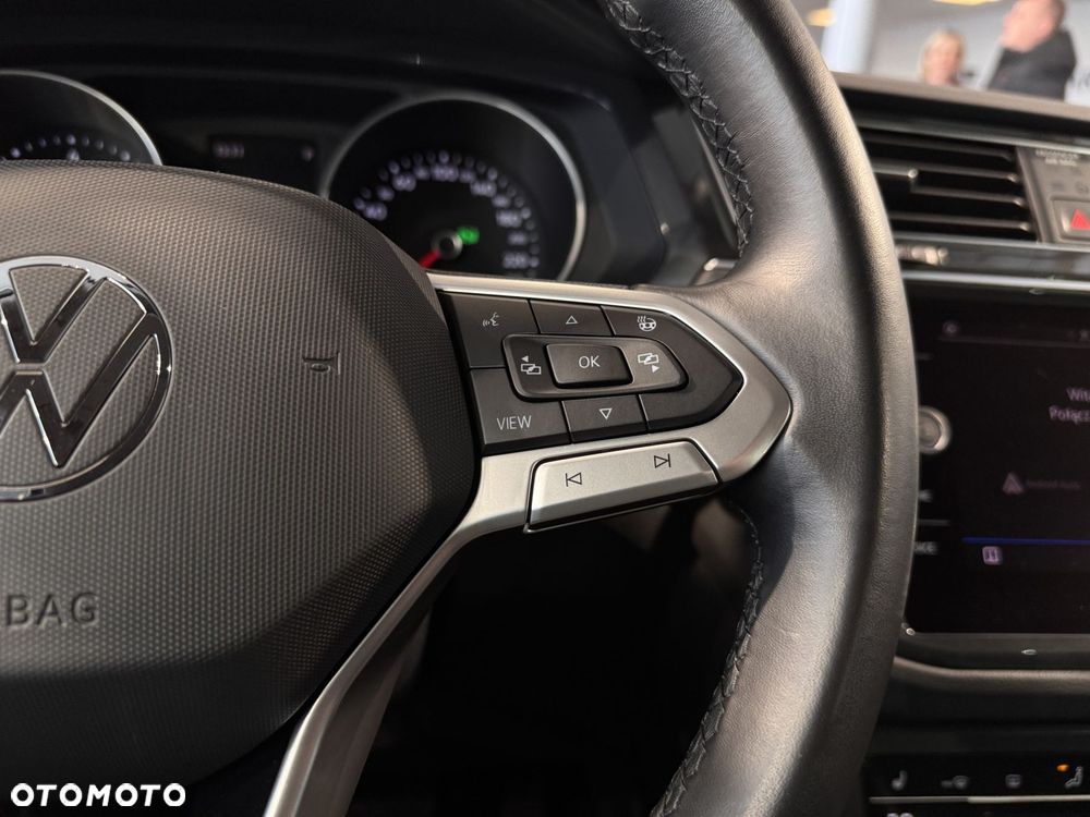 Volkswagen Tiguan - 23