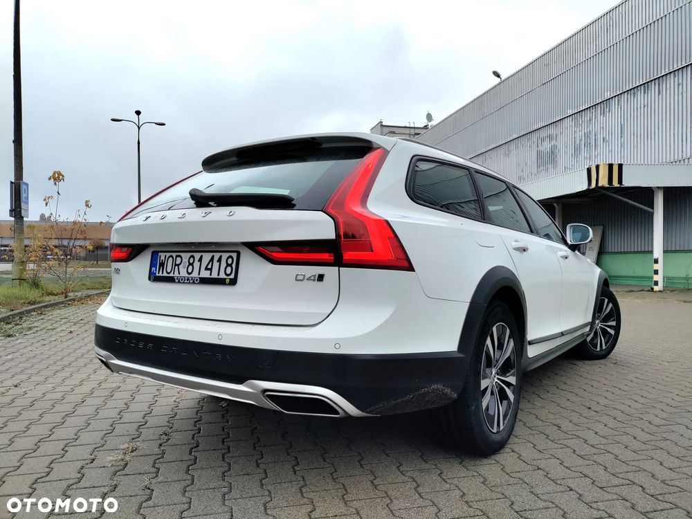 Volvo V90 Cross Country D4 AWD Pro - 8
