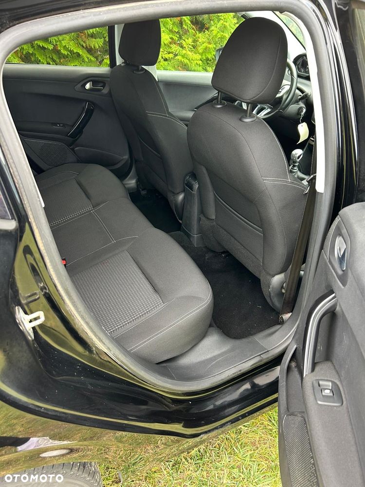 Peugeot 208 PureTech 110 Stop & Start Allure - 9