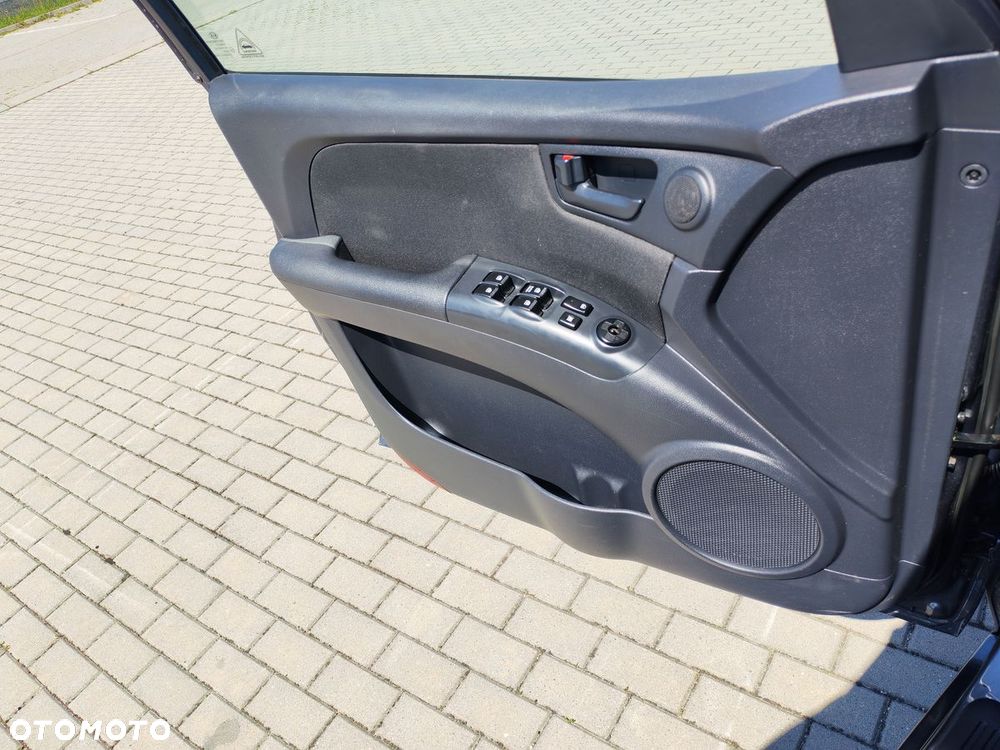 Kia Sportage 2.0 2WD Attract - 14