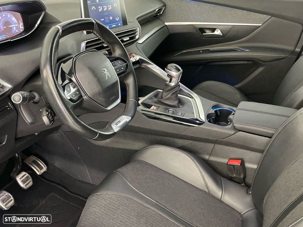 Peugeot 3008 - 15