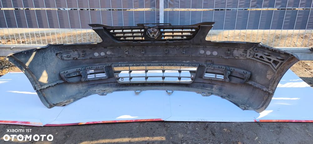 Zderzak przedni kompletny VW Touran 03 / 07r LC9X LC9Z grill części caddy - 10