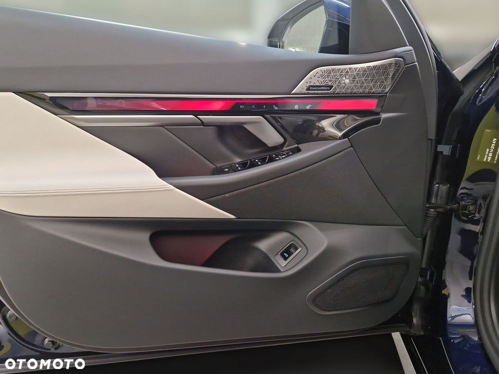 BMW Seria 5 - 12