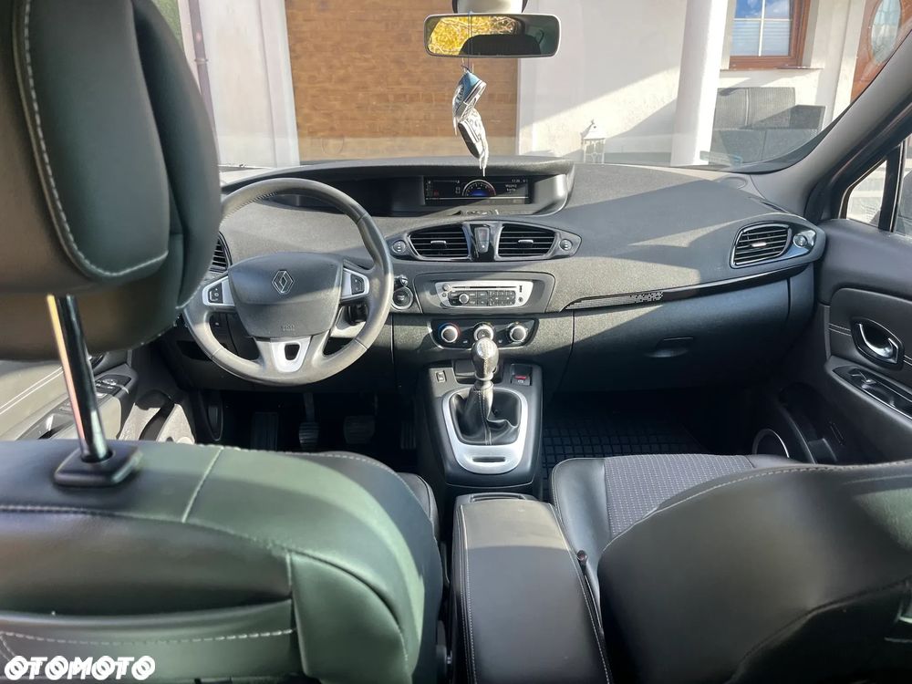 Renault Scenic ENERGY TCe 115 Bose Edition - 12
