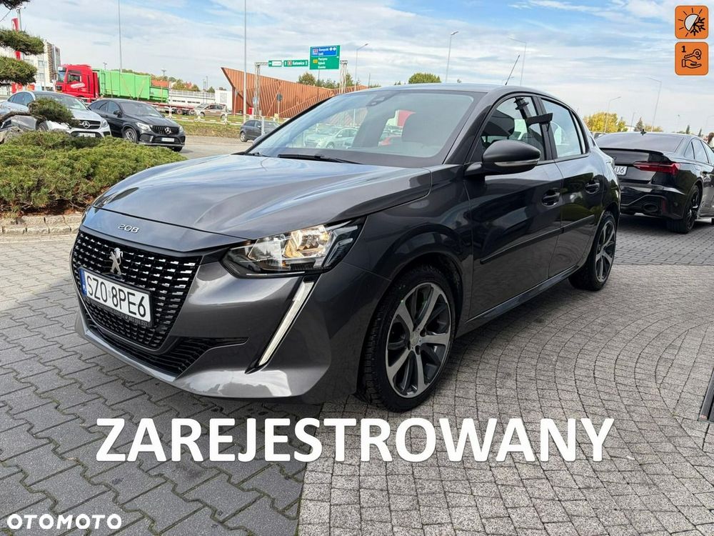 Peugeot 208 - 1