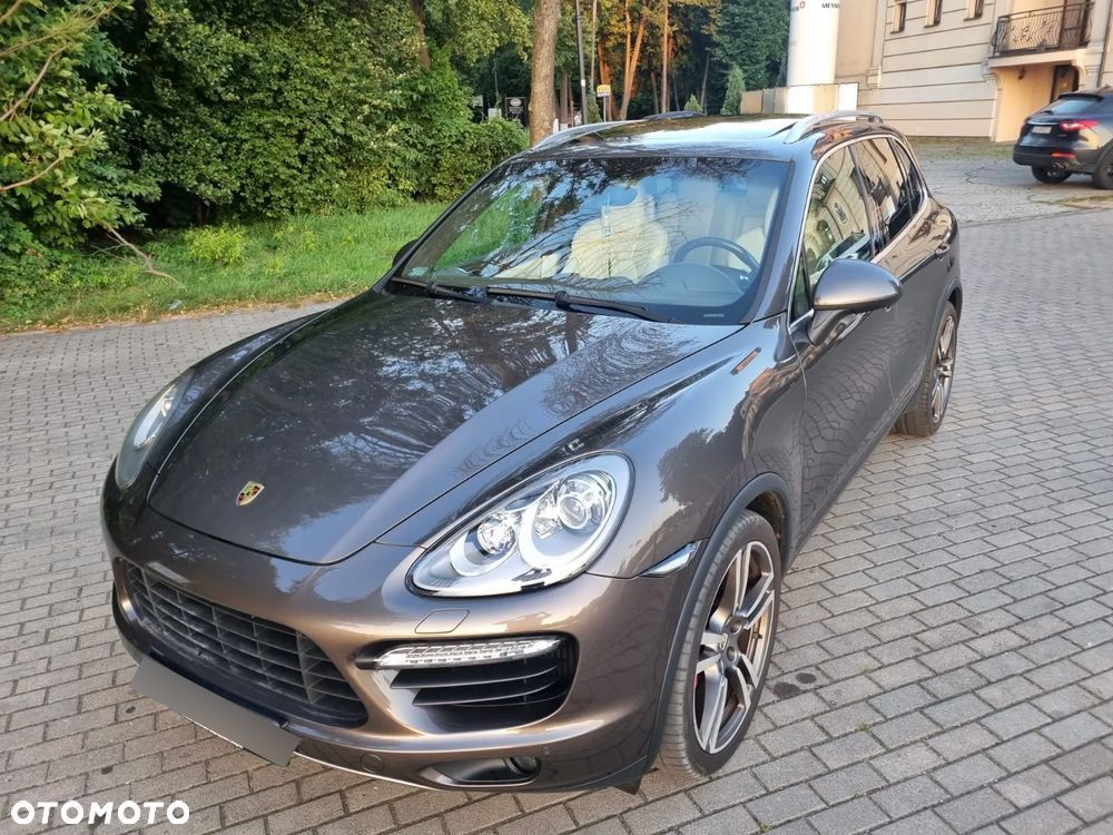 Porsche Cayenne - 25