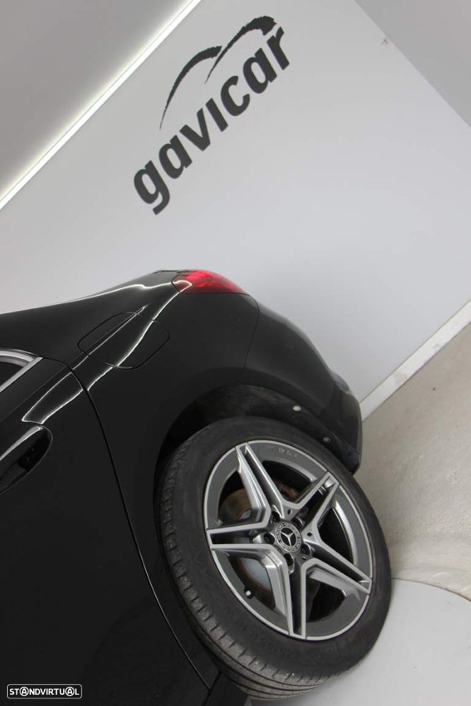 Mercedes-Benz A 250 e AMG Line - 4