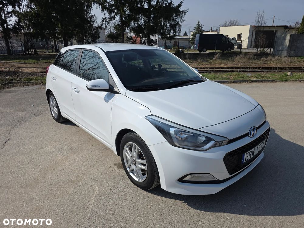 Hyundai i20 1.1 CRDi Style - 1