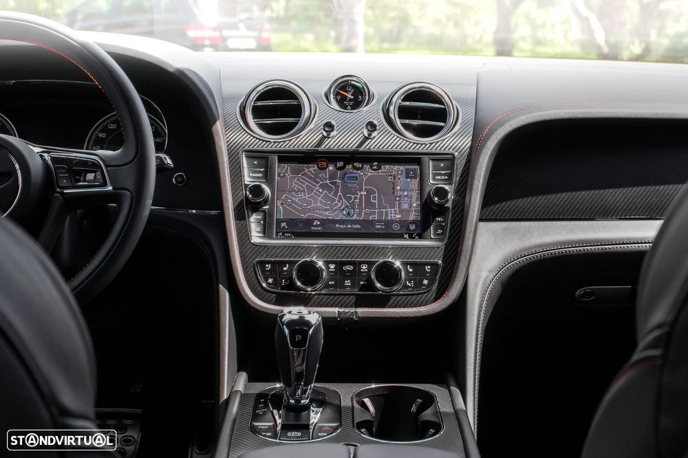 Bentley Bentayga V8 - 12