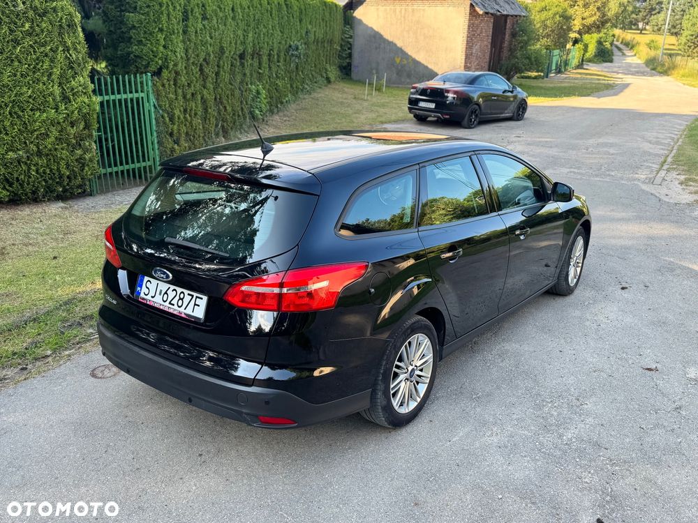 Ford Focus 1.6 Trend - 12