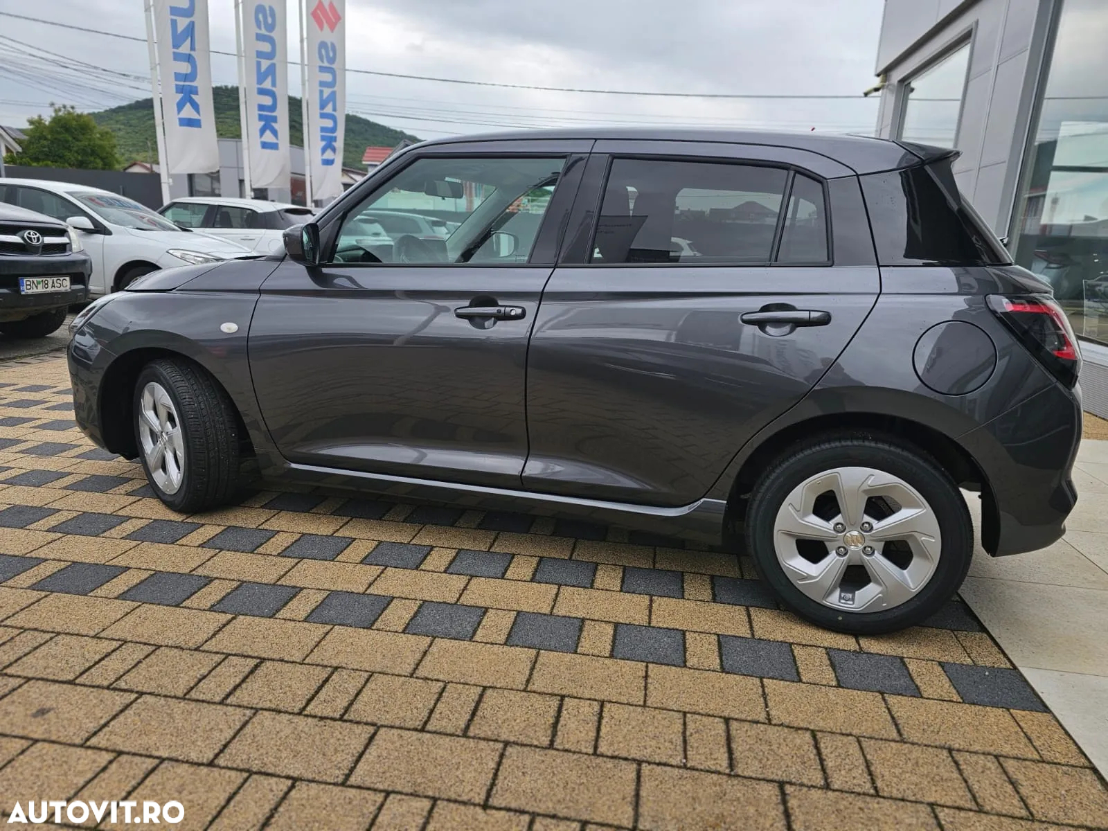 Suzuki Swift 1.2 Dualjet Hybrid CVT Comfort - 11